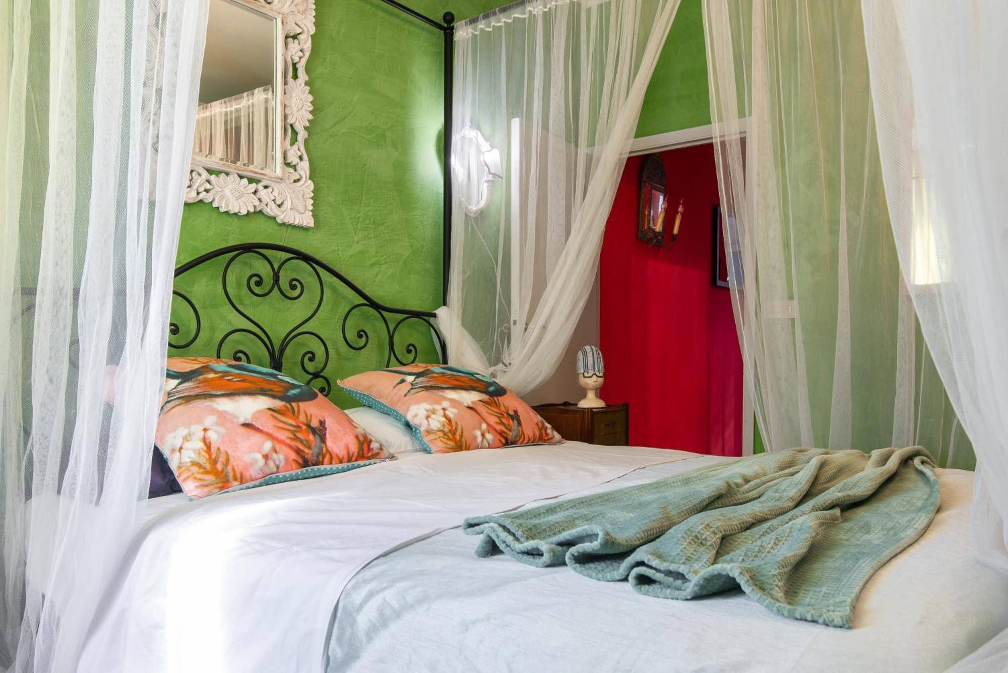 Bibi Boutique Arezzo Living Suite Rosafragola & Verdeconiglio ภายนอก รูปภาพ