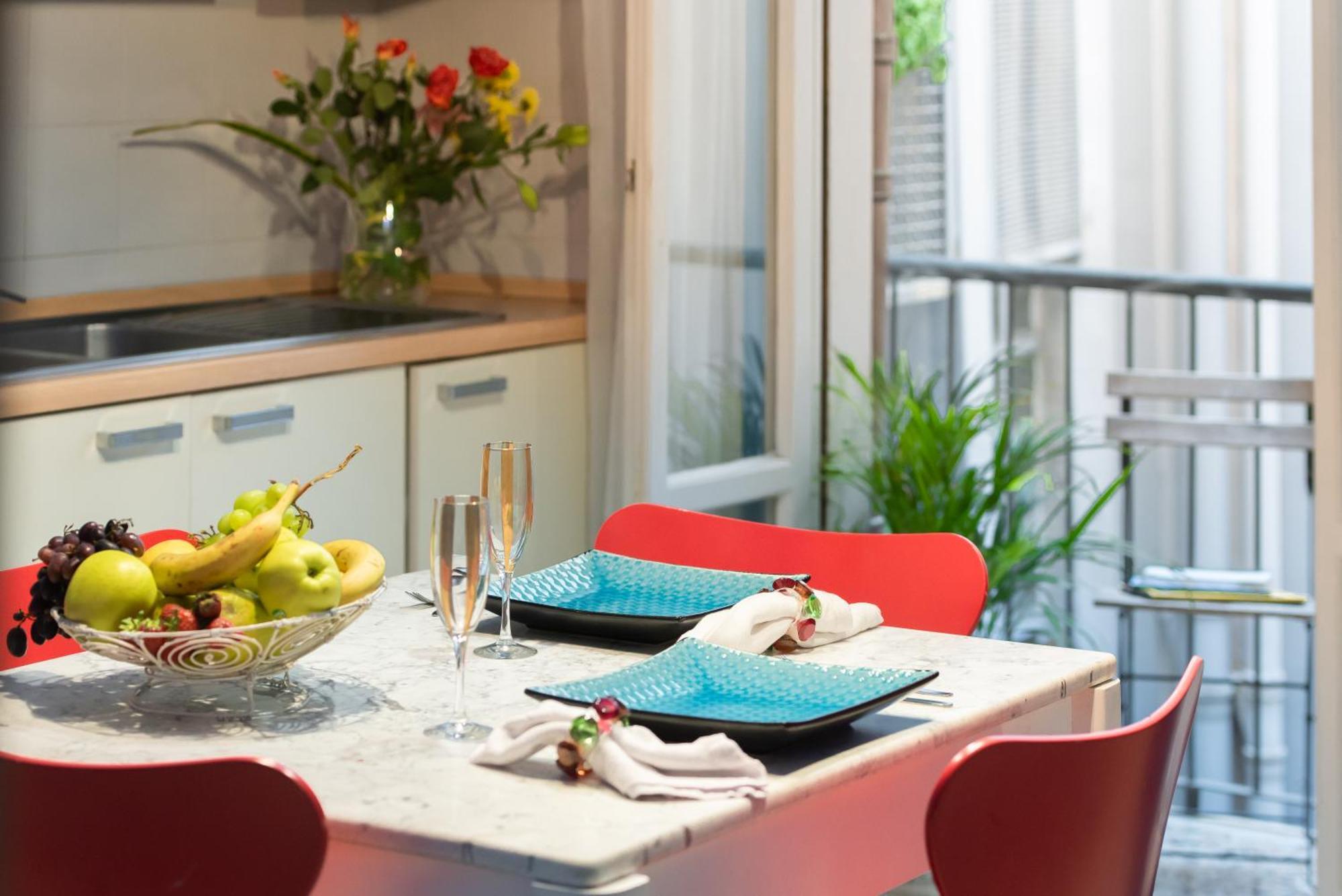 Bibi Boutique Arezzo Living Suite Rosafragola & Verdeconiglio ภายนอก รูปภาพ
