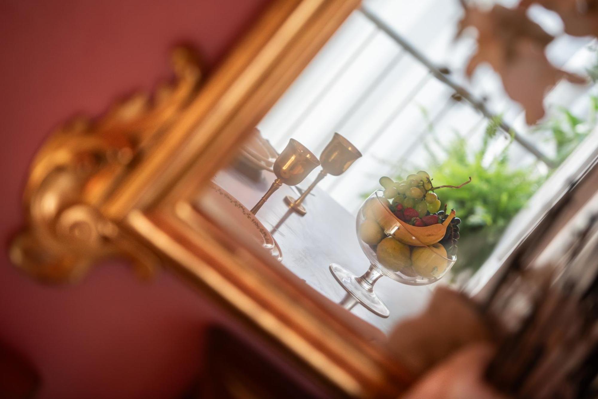 Bibi Boutique Arezzo Living Suite Rosafragola & Verdeconiglio ภายนอก รูปภาพ