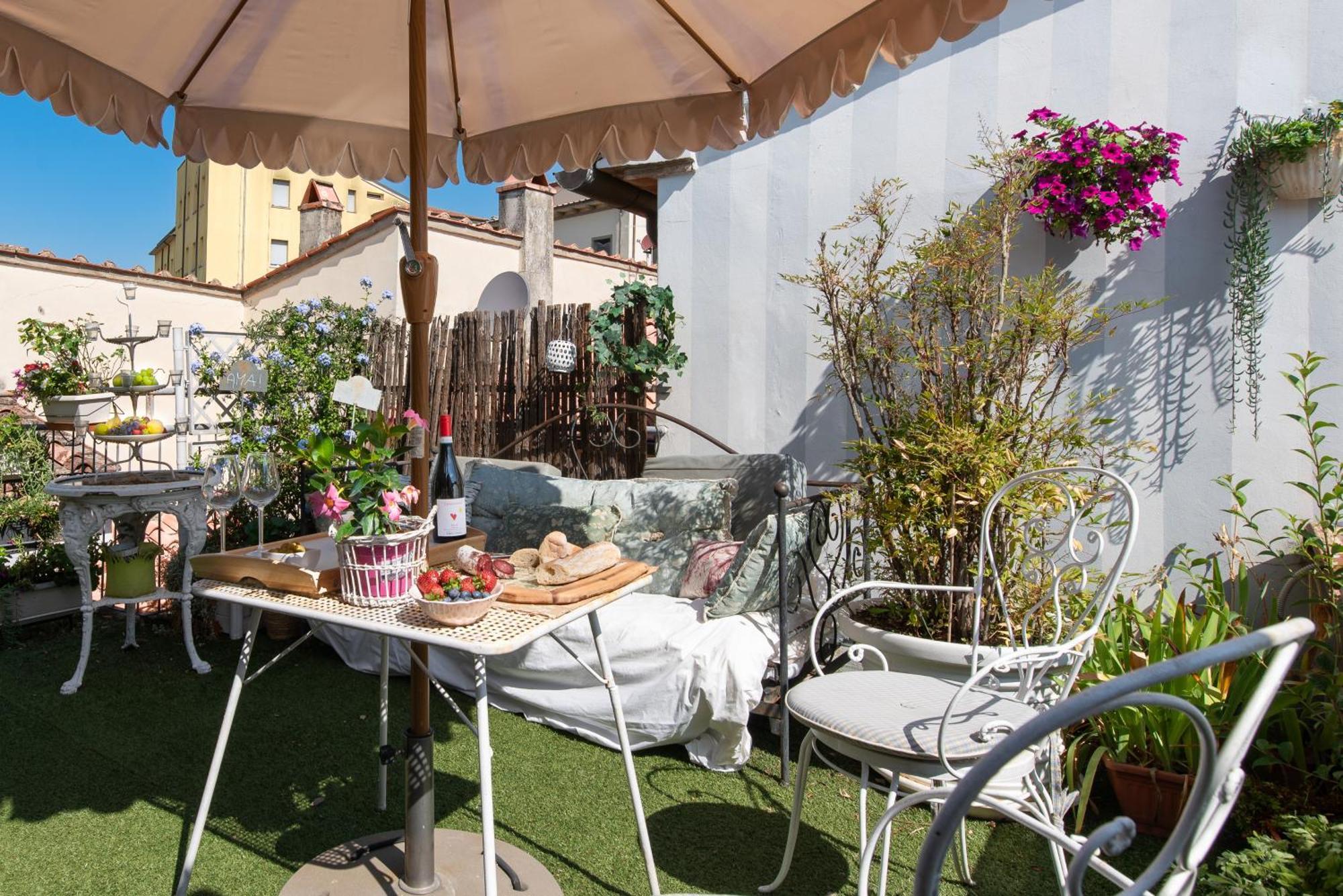 Bibi Boutique Arezzo Living Suite Rosafragola & Verdeconiglio ภายนอก รูปภาพ