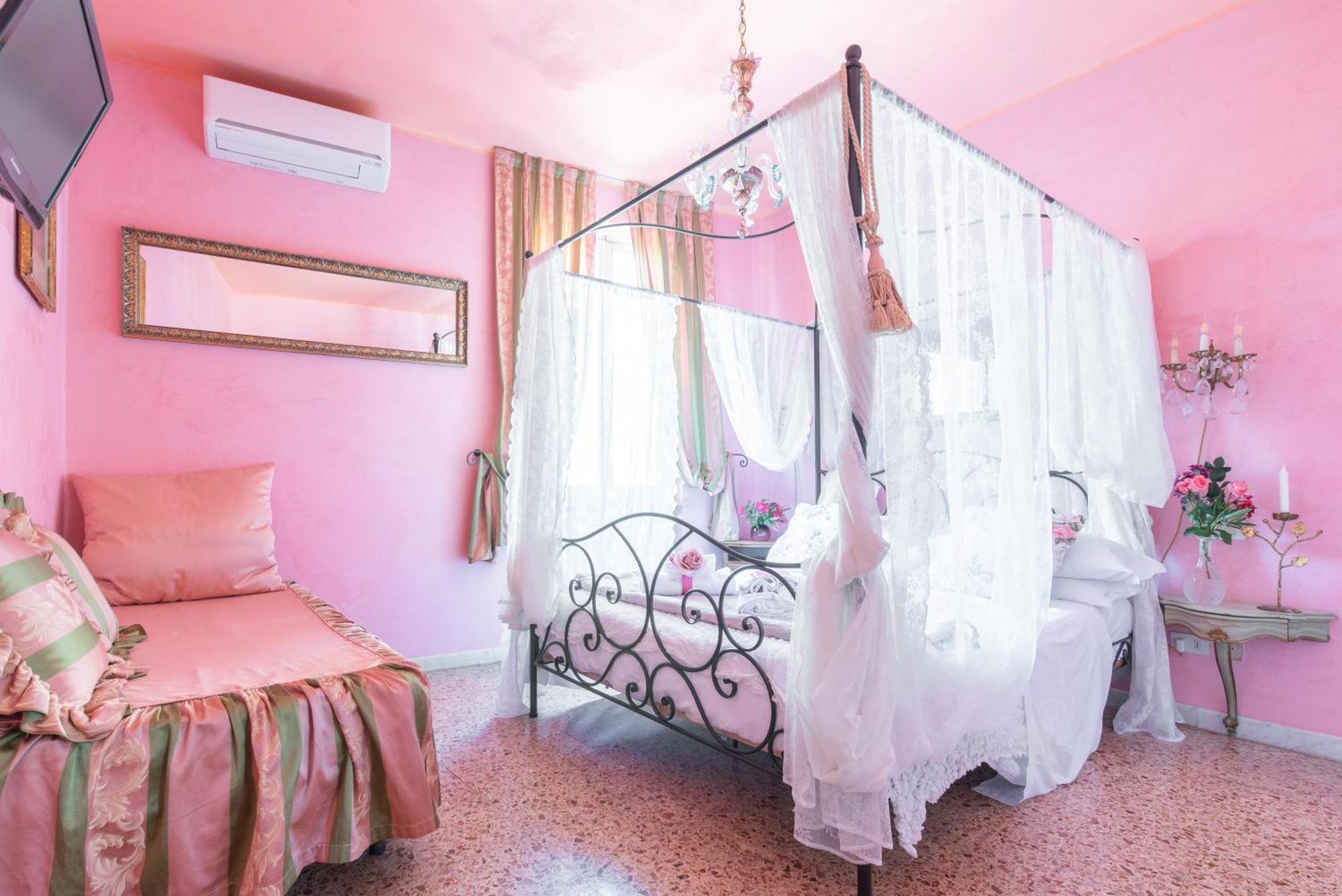 Bibi Boutique Arezzo Living Suite Rosafragola & Verdeconiglio ภายนอก รูปภาพ